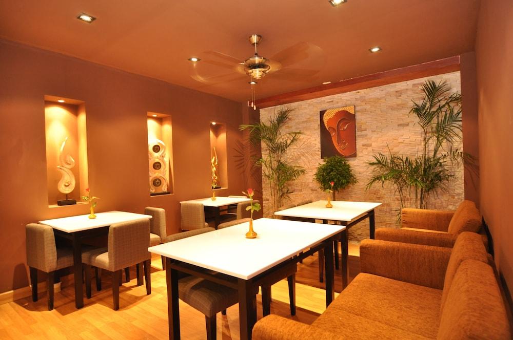 Hemingway'S Hotel Patong Zewnętrze zdjęcie