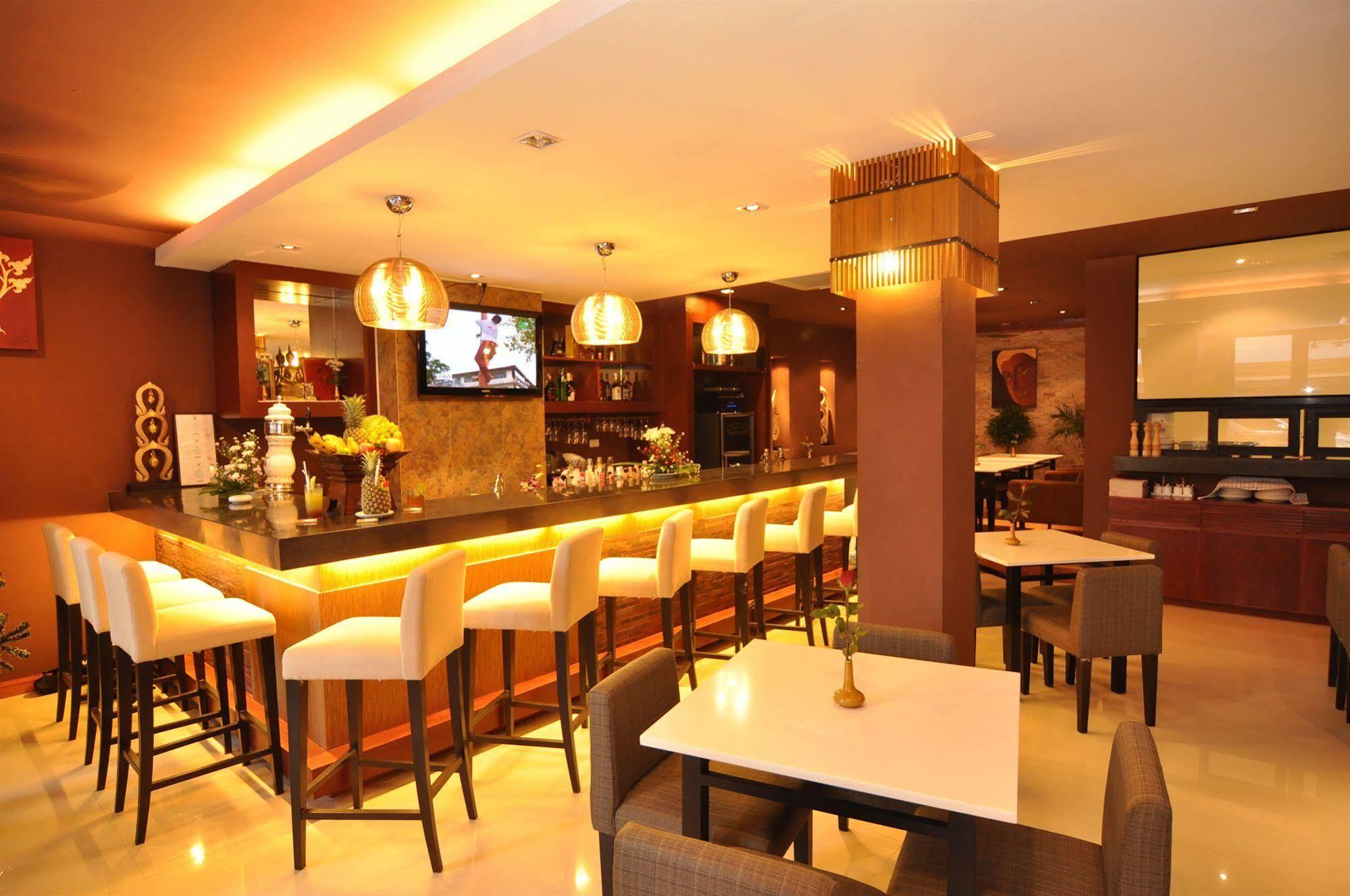 Hemingway'S Hotel Patong Zewnętrze zdjęcie