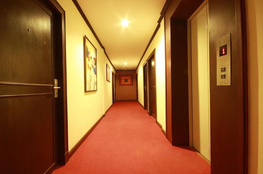 Hemingway'S Hotel Patong Zewnętrze zdjęcie